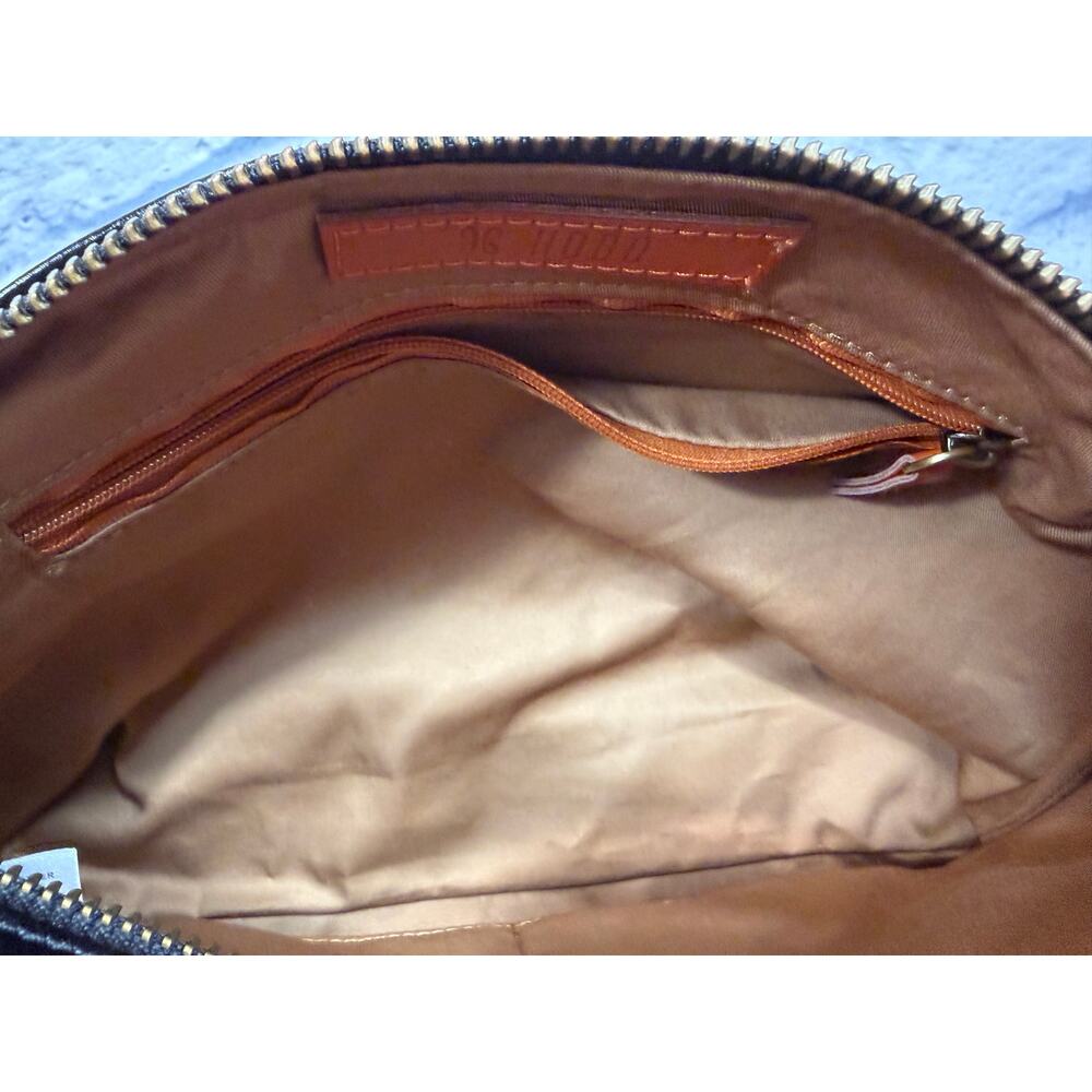 HOBO Avon Black Patent Leather Crossbody Bag w long & short strap Antique Brass - Picture 8 of 8